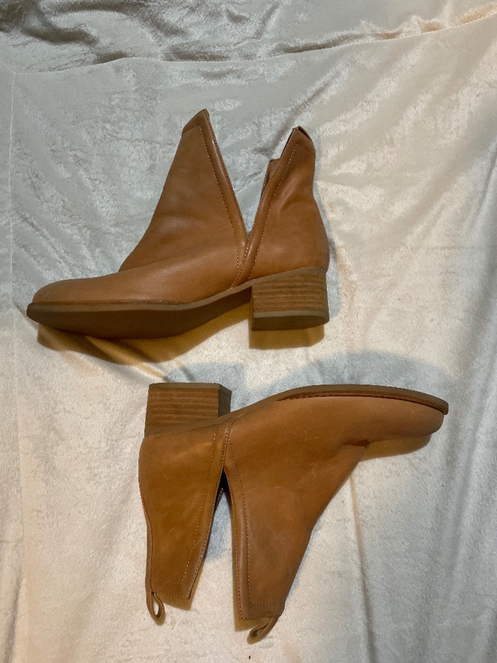 Jeffrey Campbell Oriley Booties size 9M - Picture 5 of 8